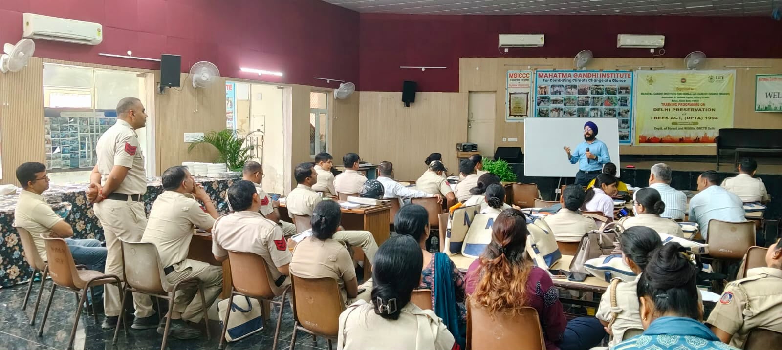 Delhi Preservation of Tree Act, 1994 including all the rules, guidelines, SOPs etc. , for Delhi Police.